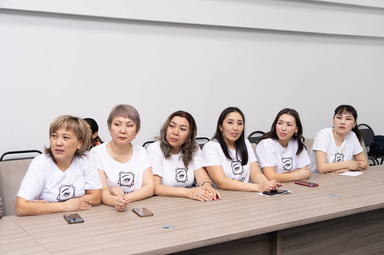 Бүгін Семей қаласында «Самұрық-Қазына» АҚ әлеуметтік жобасының 41 түлегі өз ісін ашу үшін жабдықтар жиынтығы түрінде әрқайсысы 150 АЕК сомасына грант алды