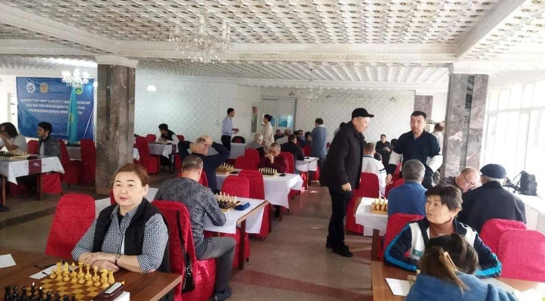 Победа шахматистов области Абай