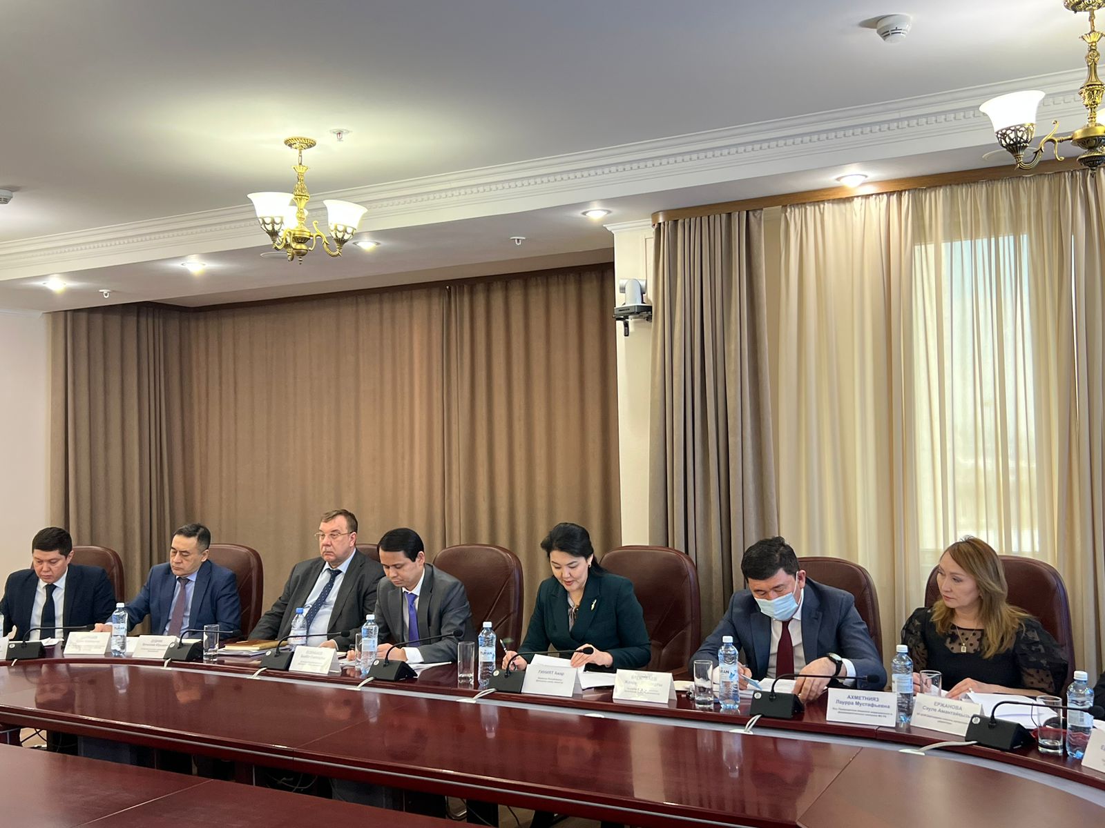 ҚР ДЕНСАУЛЫҚ САҚТАУ МИНИСТРЛІГІНДЕ «АТАМЕКЕН» ҰКП-МЕН БІРЛЕСІП ДЕНСАУЛЫҚ САҚТАУ ЖҮЙЕСІНДЕ ОТАНДЫҚ ТАУАР ӨНДІРУШІЛЕРДІ ДАМЫТУ МӘСЕЛЕЛЕРІН ТАЛҚЫЛАДЫ