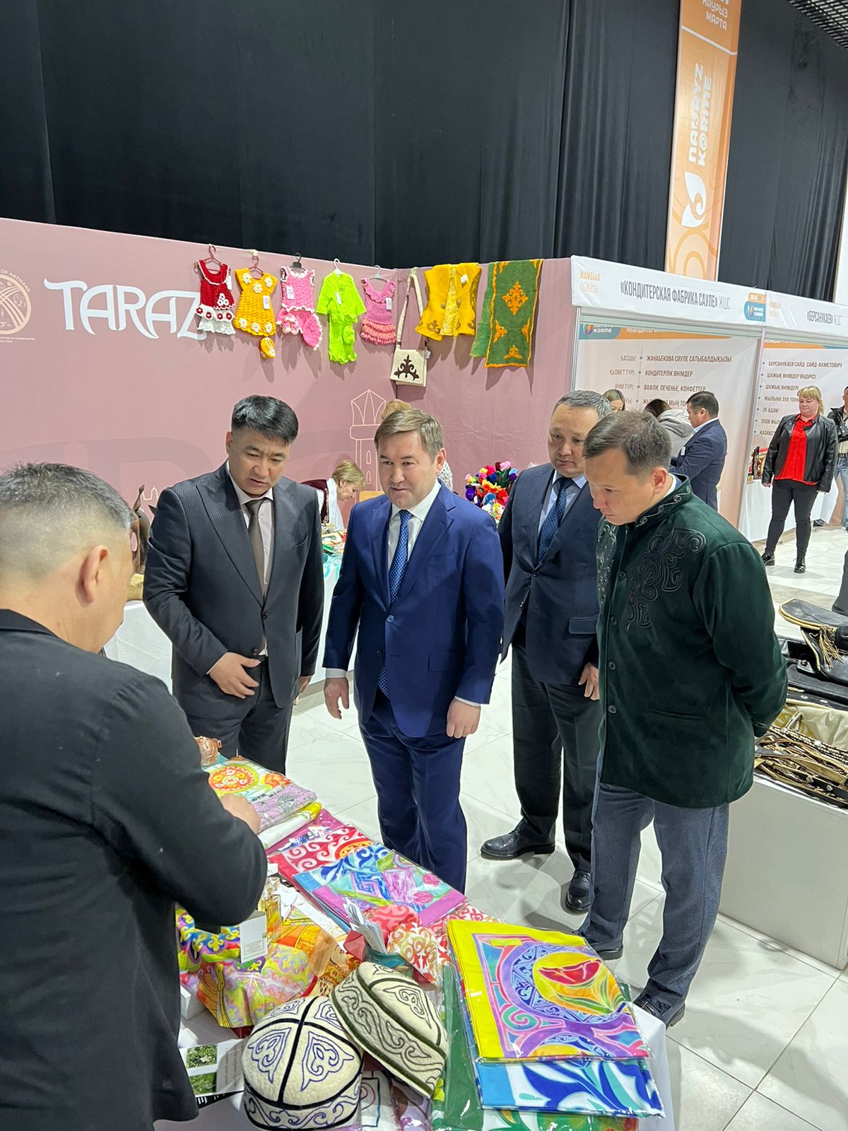 Жамбылдық тауар өндірушілердің өнімдері көрмеге қойылды