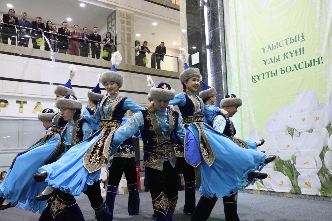 Дети о казахстане