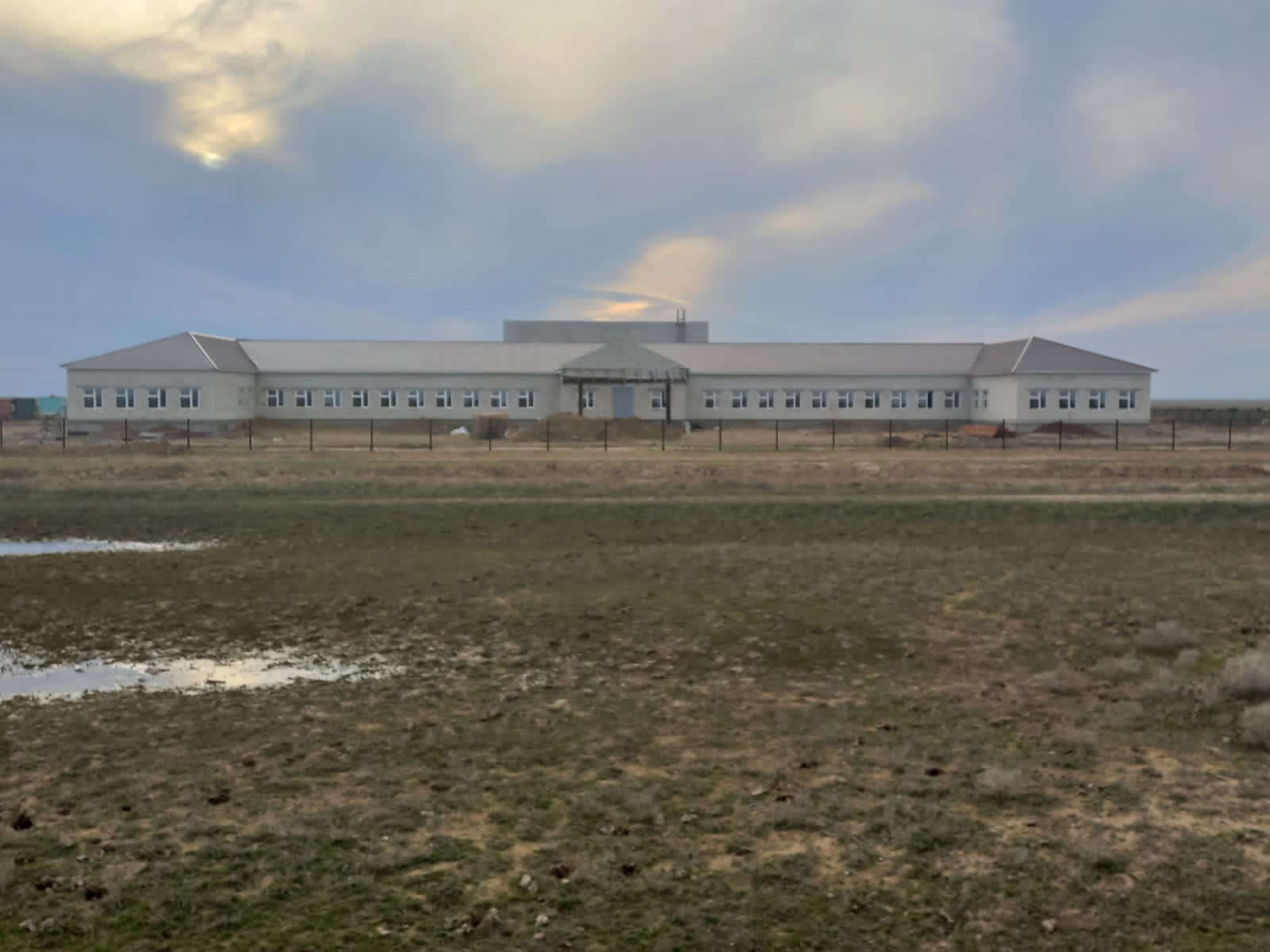 Construction of a 600-seat school in the village of Kaztalov Kaztalovsky district and 108 seats in the village of Zhuldyz