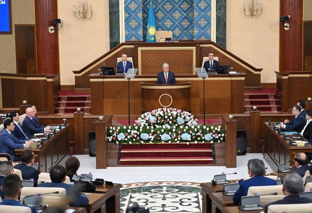 Мемлекет басшысы Қасым-Жомарт Тоқаевт VIII сайланған Парламенттің бірінші сессиясының ашылуына қатысты