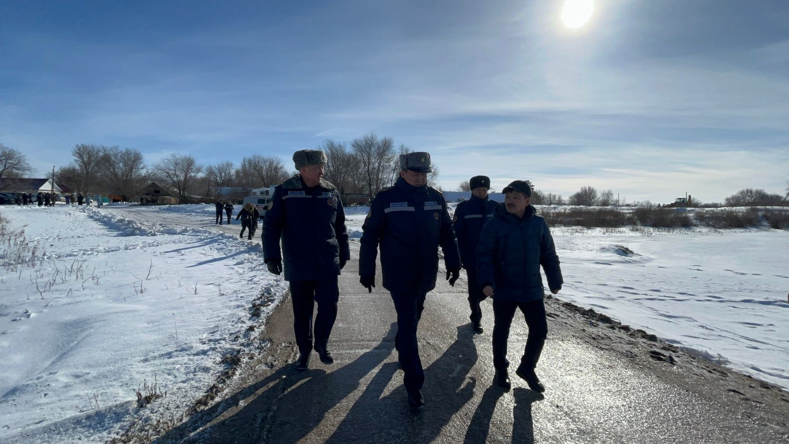 Әдемі аққұбалармен жыныстық қатынас