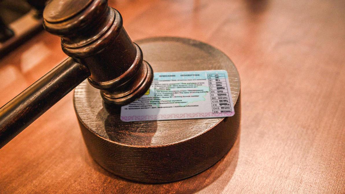 Прокурорлық тексерістен кейін 120 адам көлік құралдарын жүргізу құқығынан айырылады