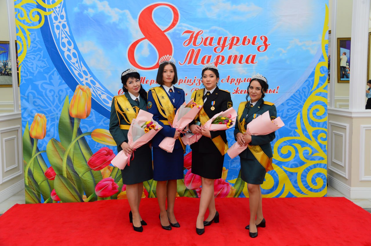 Қорғаныс министрлігі «Әскер аруы» фотобайқауының жеңімпаздарын марапаттады