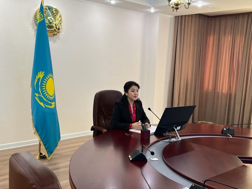 АЖАР ГИНИЯТ ПРОВЕЛА СОВЕЩАНИЕ С РУКОВОДИТЕЛЯМИ МЕДИЦИНСКИХ ОРГАНИЗАЦИЙ ТУРКЕСТАНСКОЙ ОБЛАСТИ