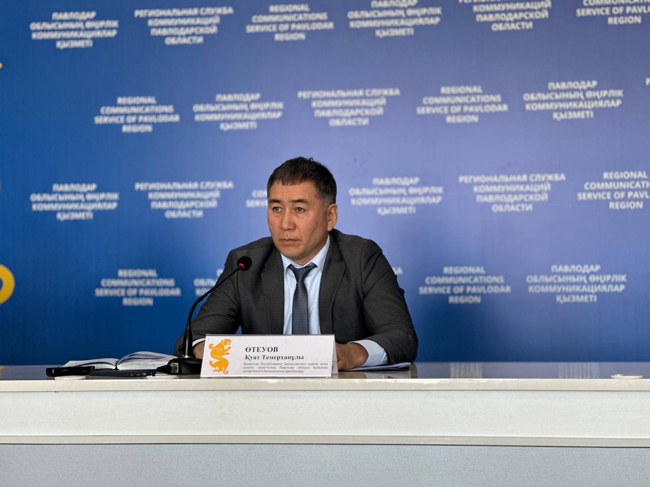 Евгения Крегжде жалаңаш