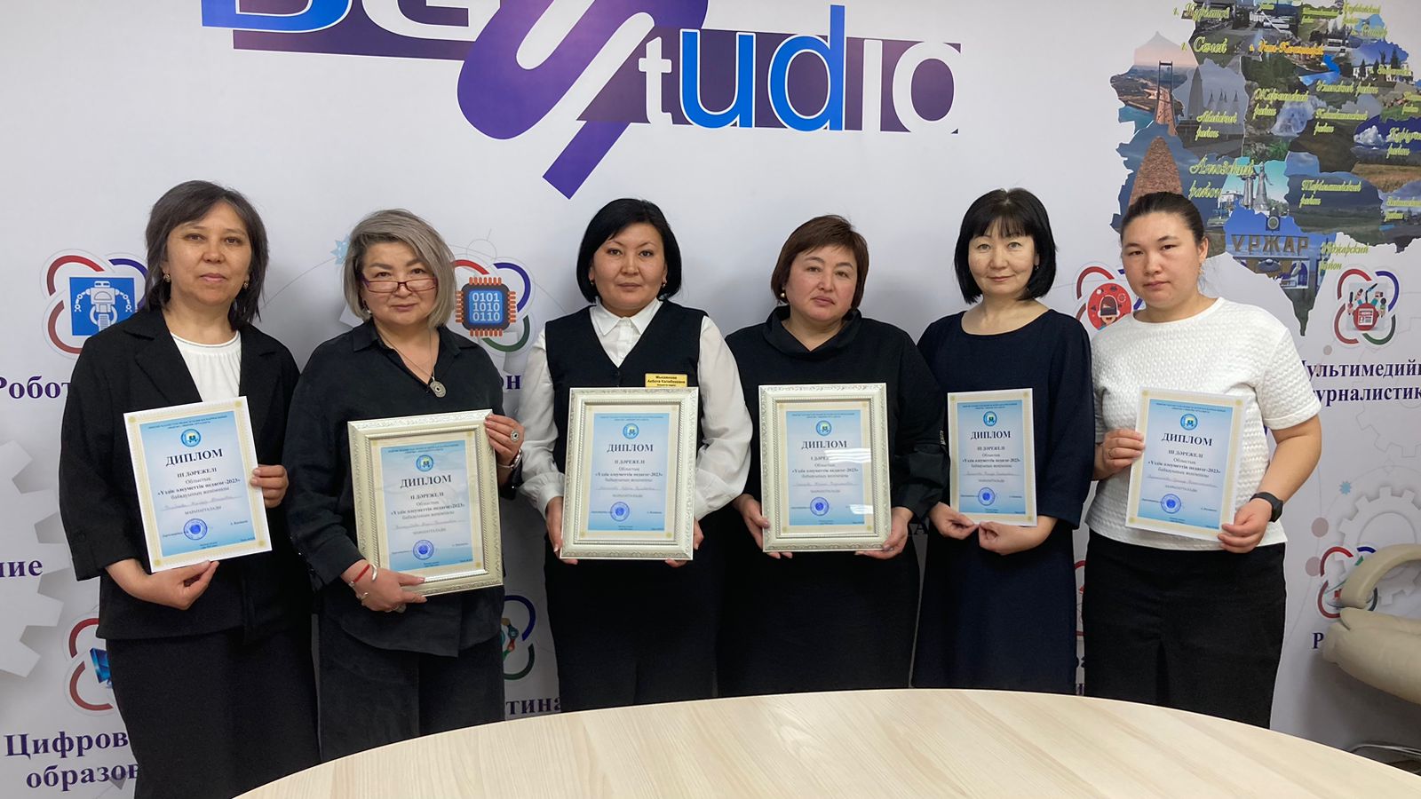 творческие работы на тему космофест. космофест победители. космофест поделки. логотип фестиваля 108 минут 2023. сертификат участника космофест 2023.