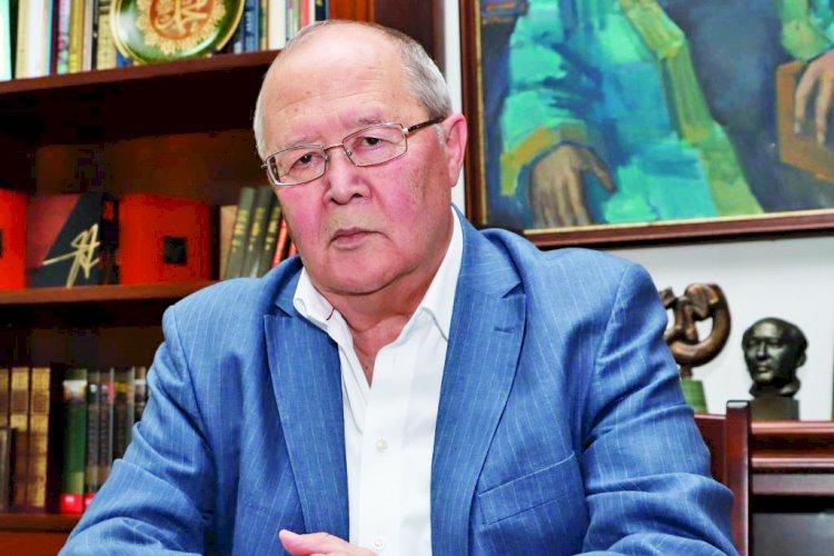 80 лет Мурату Ауэзову
