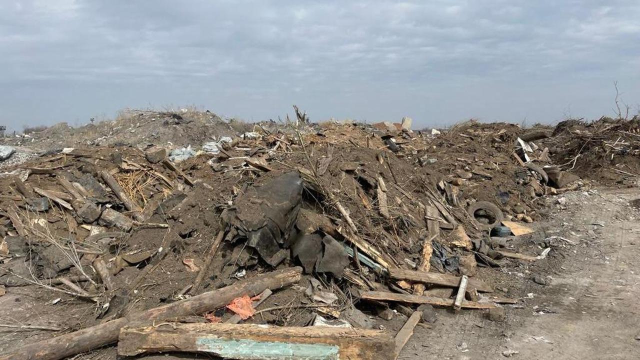 Карагандинца оштрафовали за вывоз мусора в неположенное место