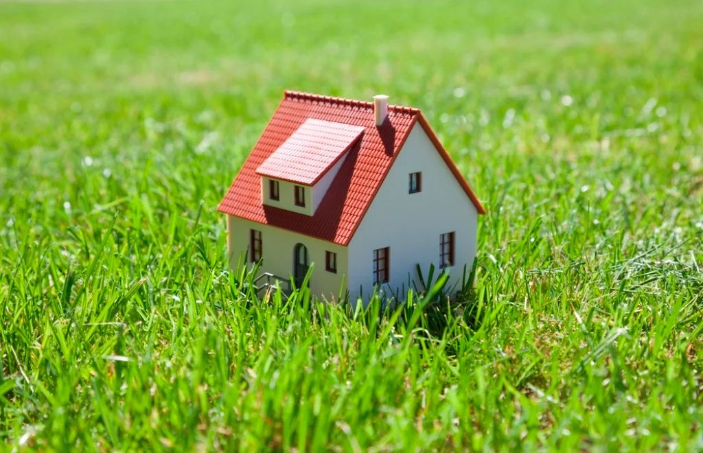 Предпринимателю необоснованно отказывали в выдаче акта на земельный участок