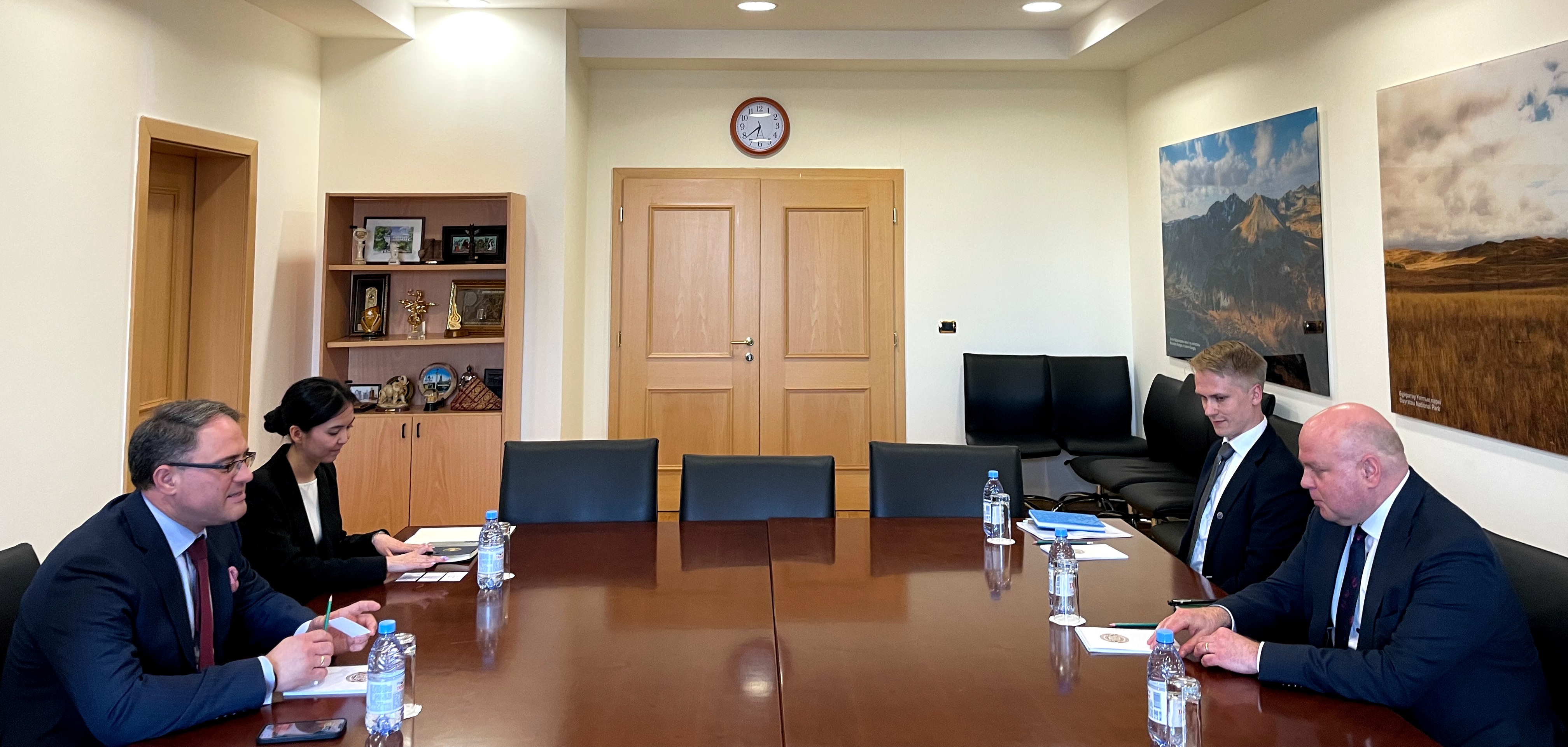 Қазақстан СІМ-де ЕҚЫҰ аясындағы ынтымақтастық талқыланды