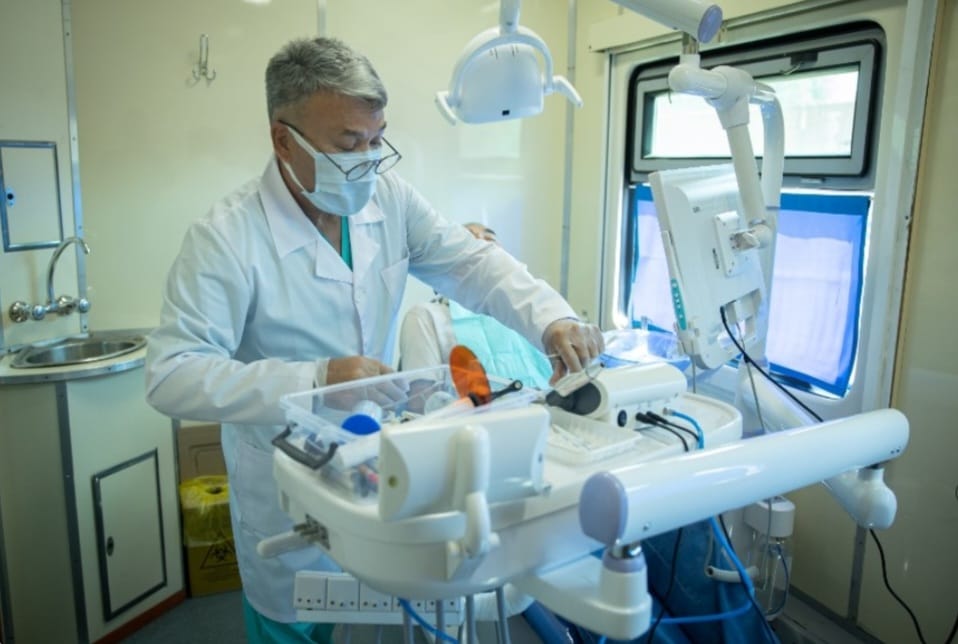 ШАЛҒАЙ АУЫЛДАРДЫҢ 80 МЫҢНАН АСТАМ ТҰРҒЫНЫ «САЛАМАТТЫ ҚАЗАҚСТАН» МЕДИЦИНАЛЫҚ ПОЙЫЗЫНЫҢ ҚЫЗМЕТТЕРІМЕН ҚАМТЫЛАДЫ