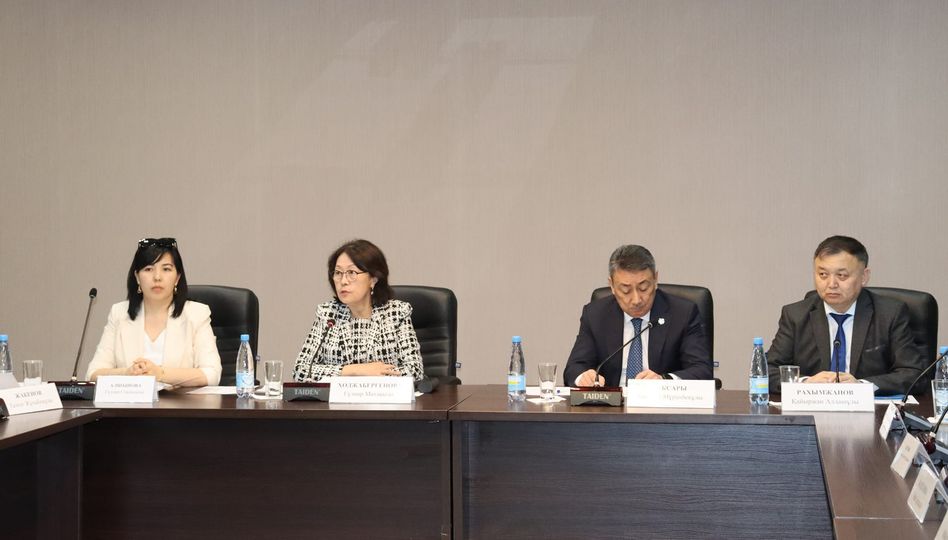 ДОЛЯ ГОСУДАРСТВЕННОГО ЯЗЫКА В ДОКУМЕНТООБОРОТЕ НАЦИОНАЛЬНЫХ КОМПАНИЙ ОСТАЕТСЯ НИЗКОЙ