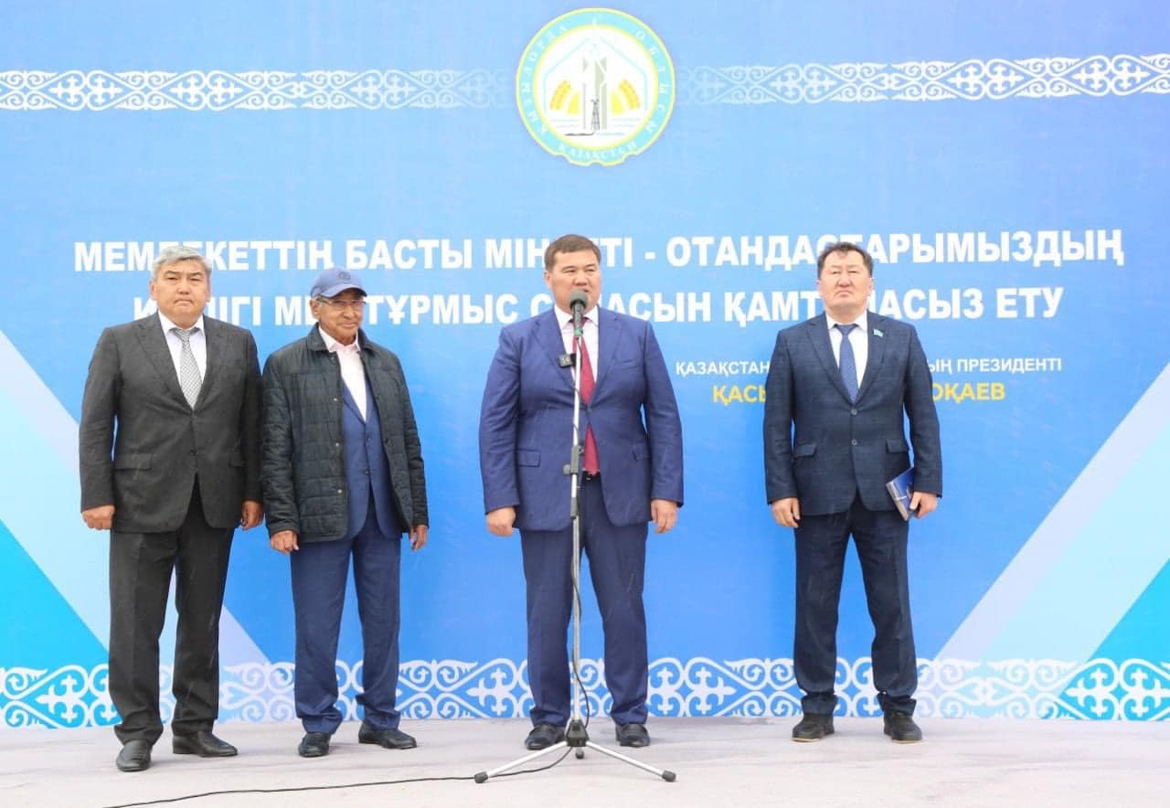 Арал ауданында теміржол көпірінің іргетасы қаланды