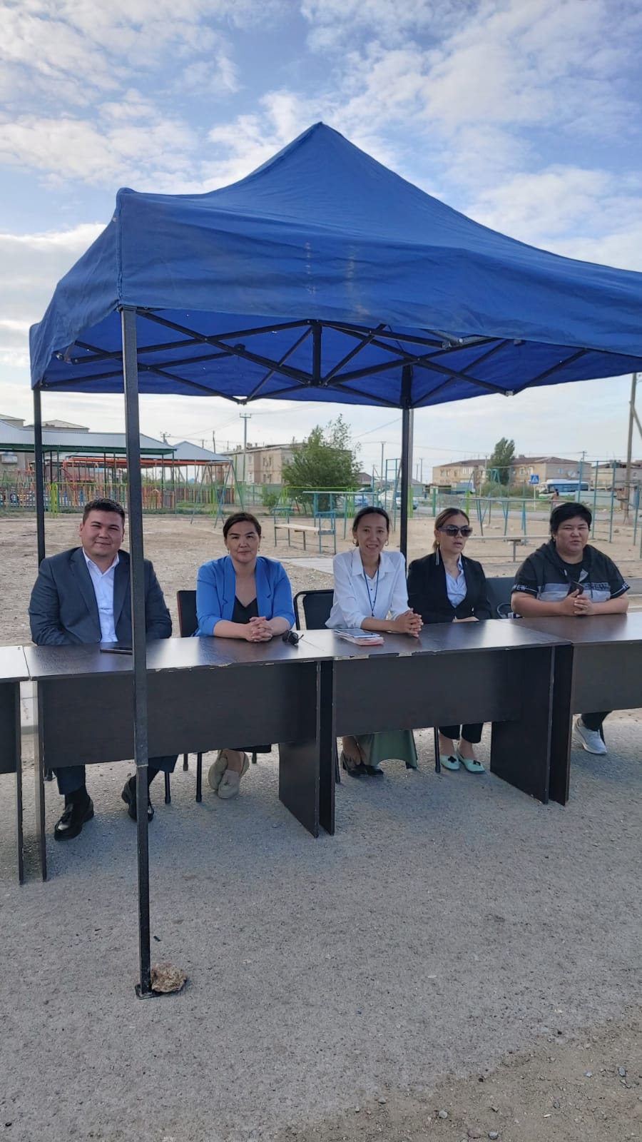 Проведена встреча с жителями района Титов