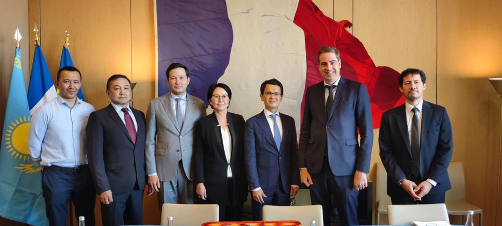 Kazakhstan will produce communication satellites jointly with the French Airbus Defense and Space