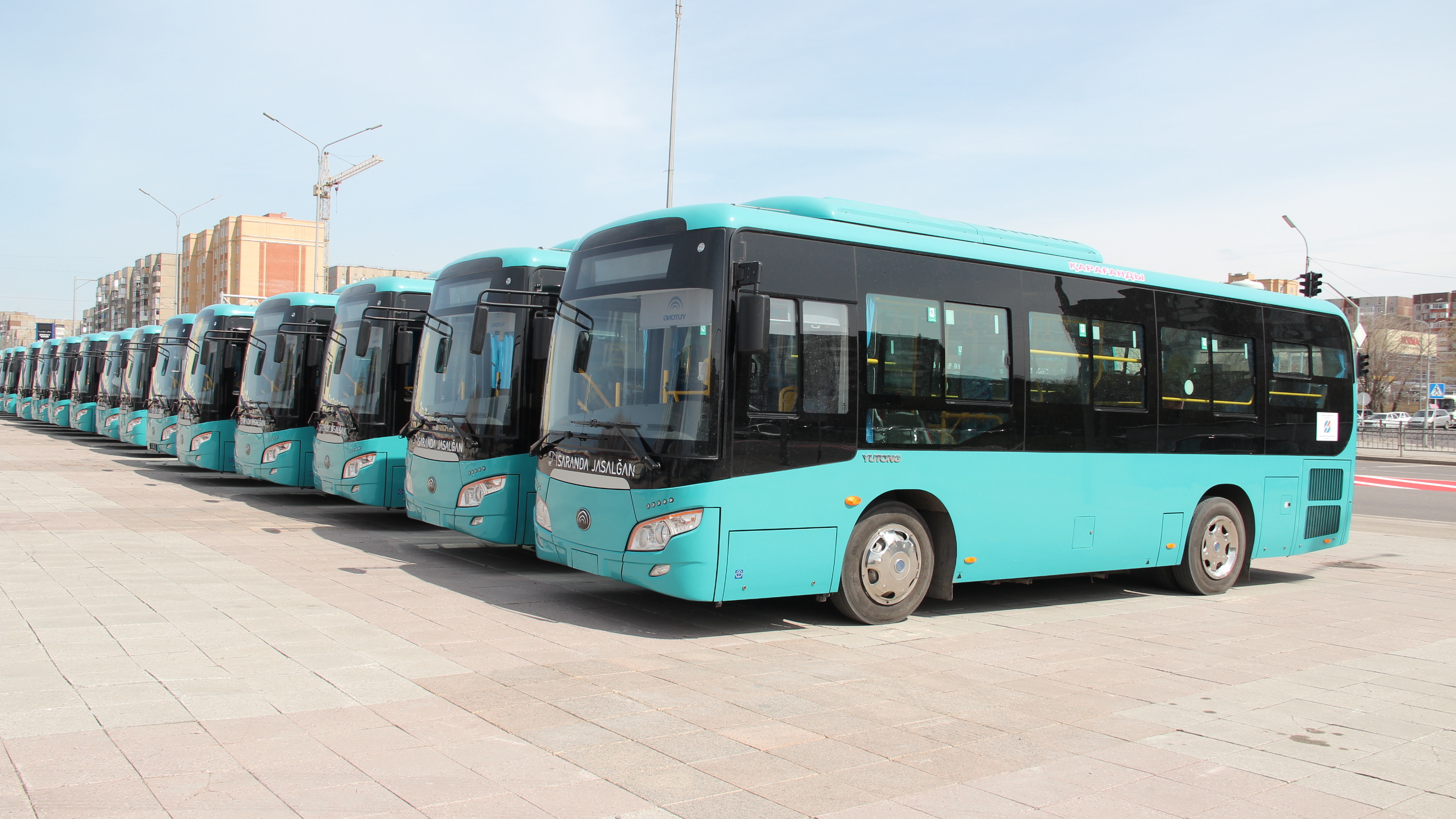 165 новых автобусов закупят в Карагандинской области