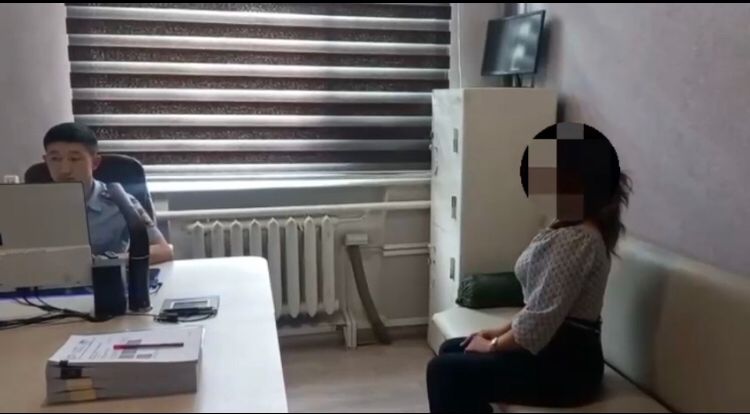 Жамбылдық полицейлер алаяқтық жасаған күдіктіні ұстады
