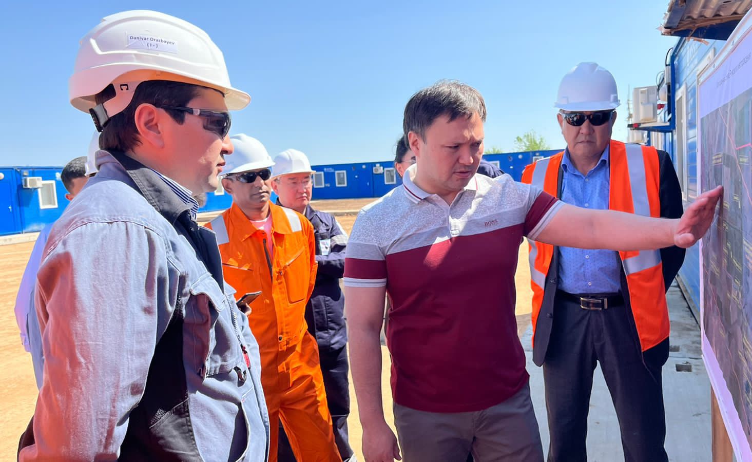 ҚР Энергетика вице-министрі Асхат Хасенов Батыс Қазақстан облысының кен орындарында болды