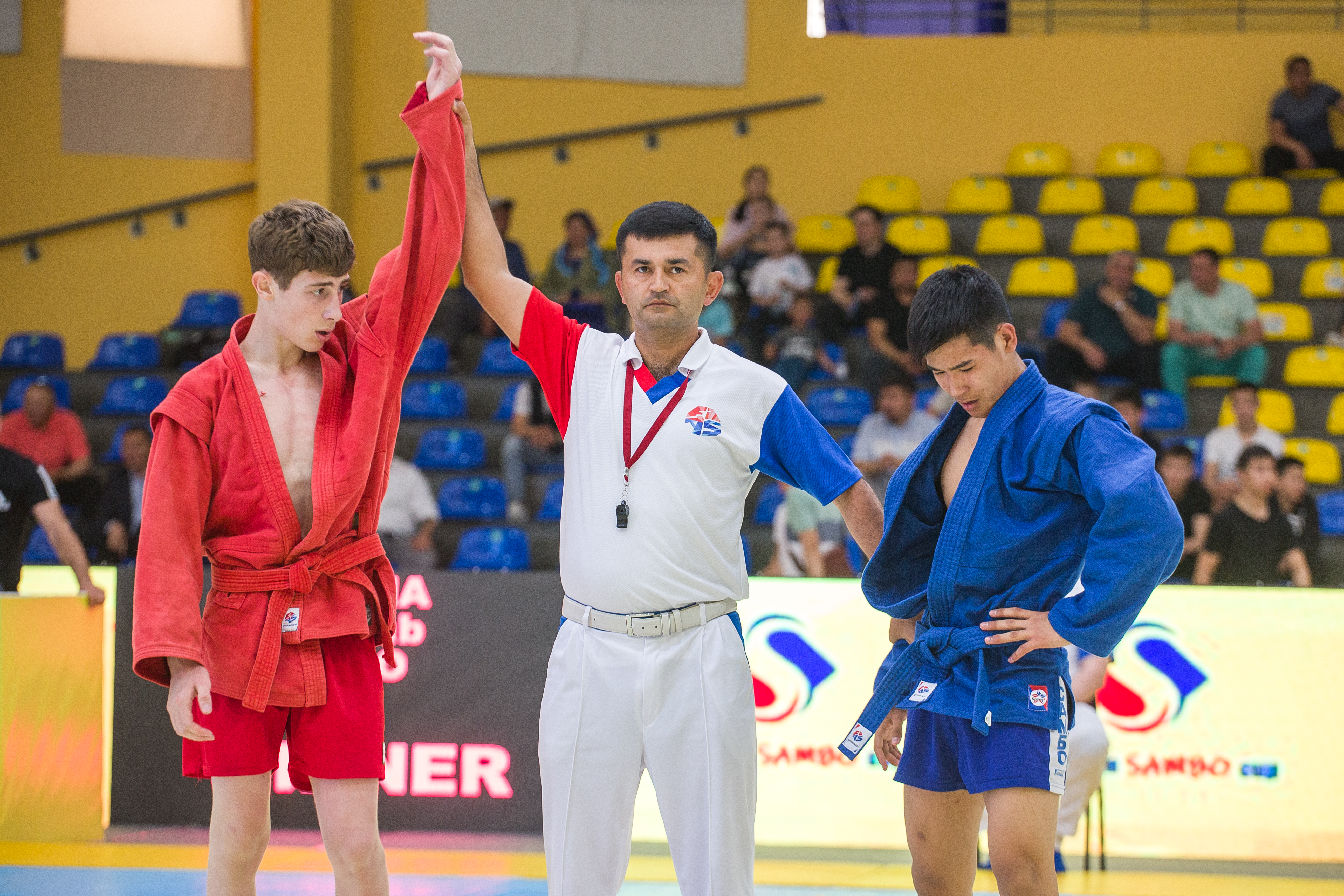 Атырауда самбодан Азия кубогі өтуде