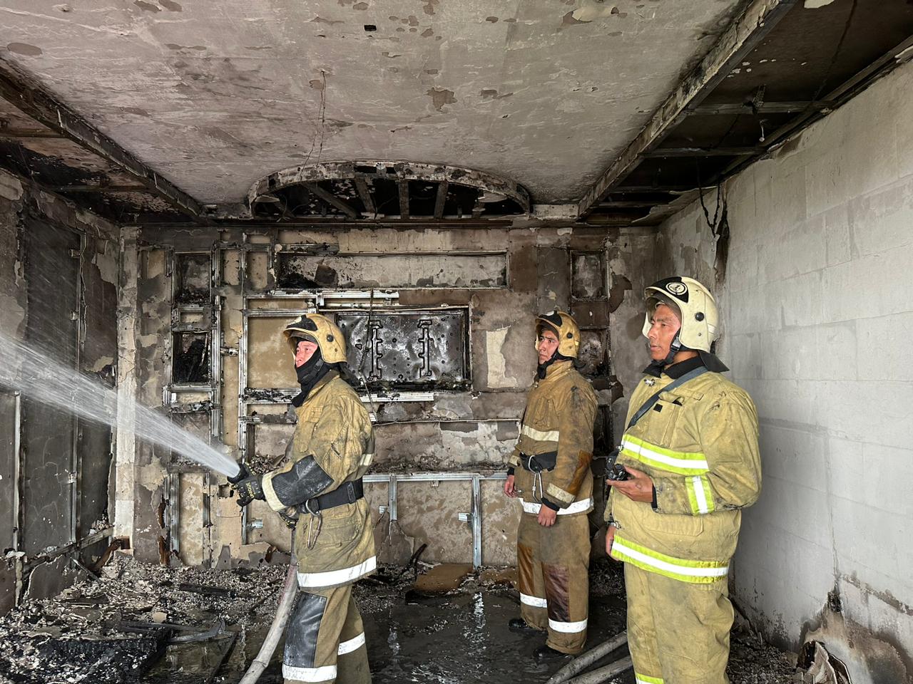 Атырауские пожарные спасли 7 человек