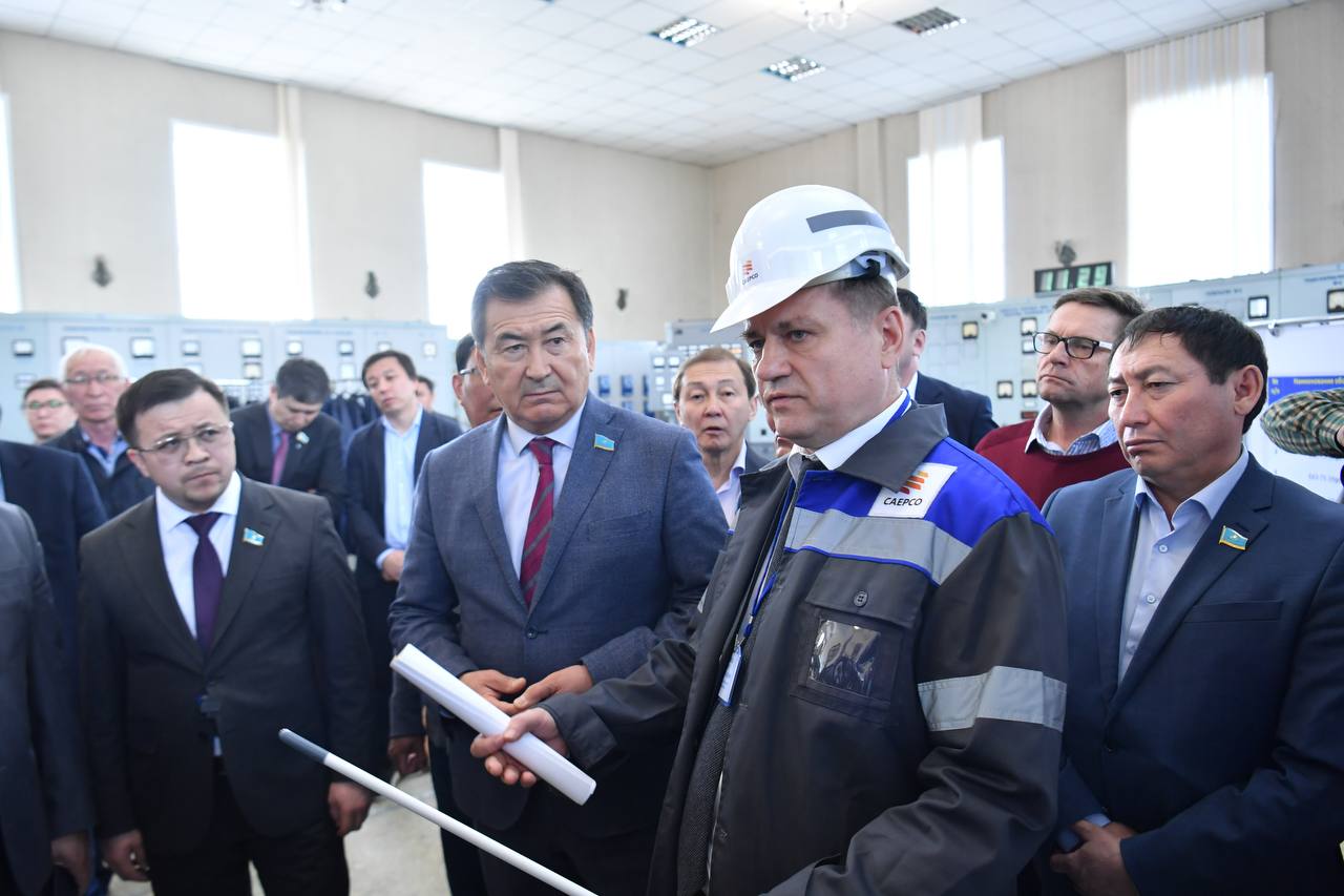Өткен жылыту маусымының қорытындысы мен алдағы қысқа дайындық ҚР Парламенті Мәжілісінің Экология комитетінің дөңгелек үстелінде талқыланды