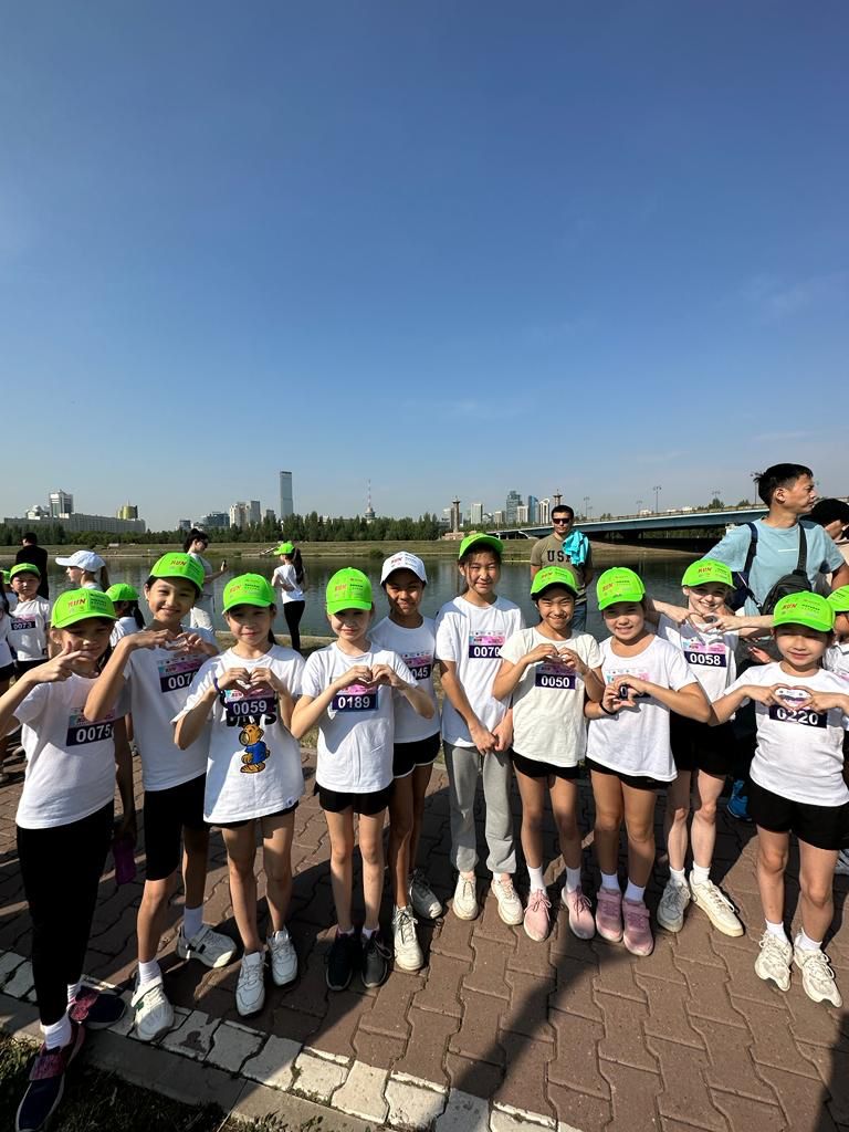 Астанада бүлдіршіндер жылдамдыққа жүгіріп жарысты