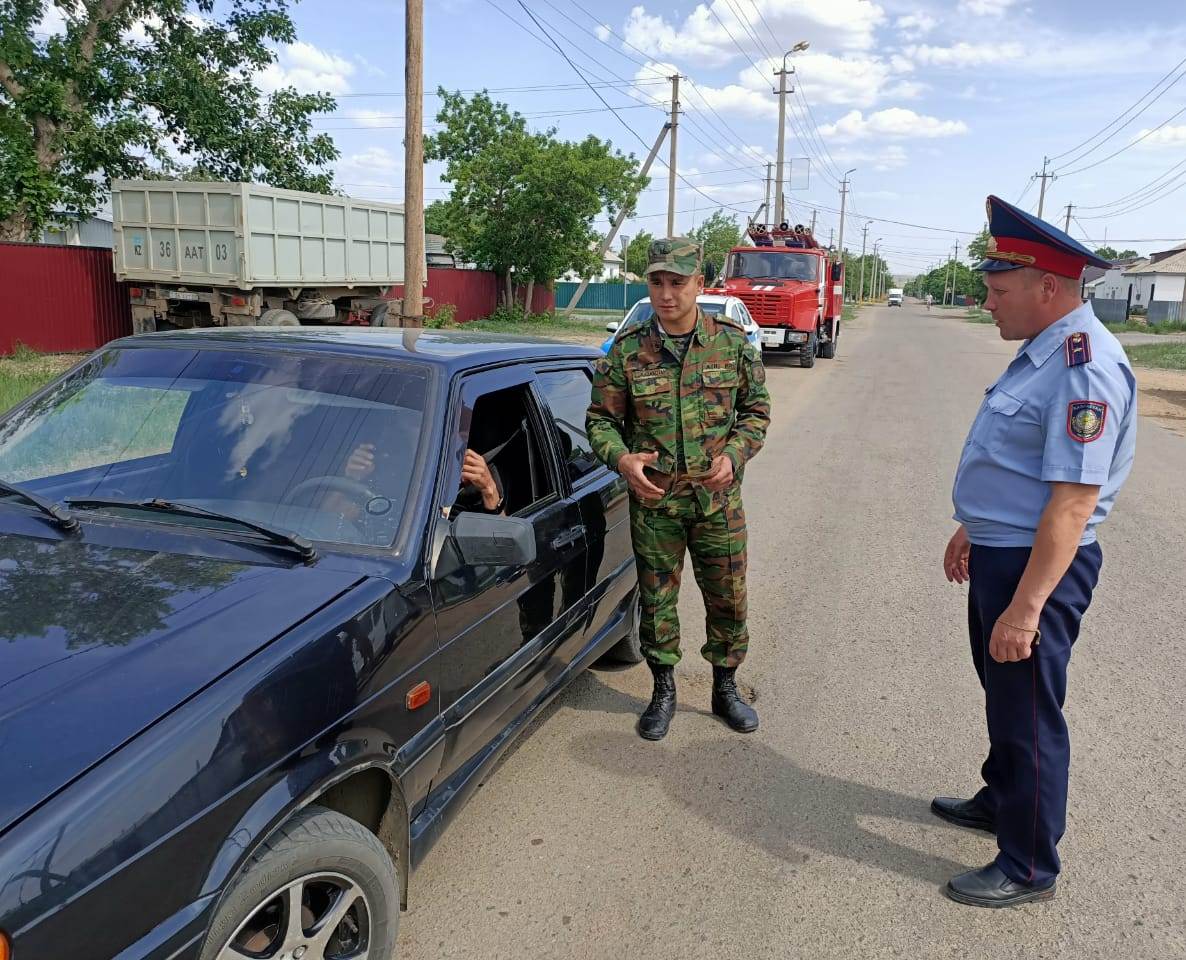 Өрт сөндіру көлігіне жол беріңіз!