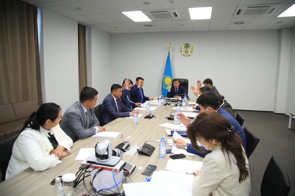 ТҮРКІСТАН: ОНОМАСТИКАЛЫҚ КОМИССИЯ ТҰЛҒАЛАР ТІЗІМІНЕ ЖАҢА ЕСІМДЕРДІ ҚОСУДЫ ҰСЫНДЫ