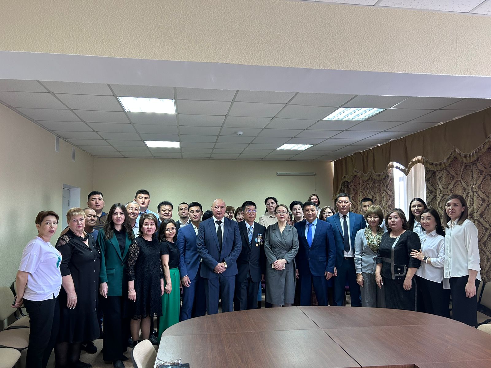 Ер адамдар-Отанды қорғаушылар, өз елі мен отбасының  тірегі мен үміті!