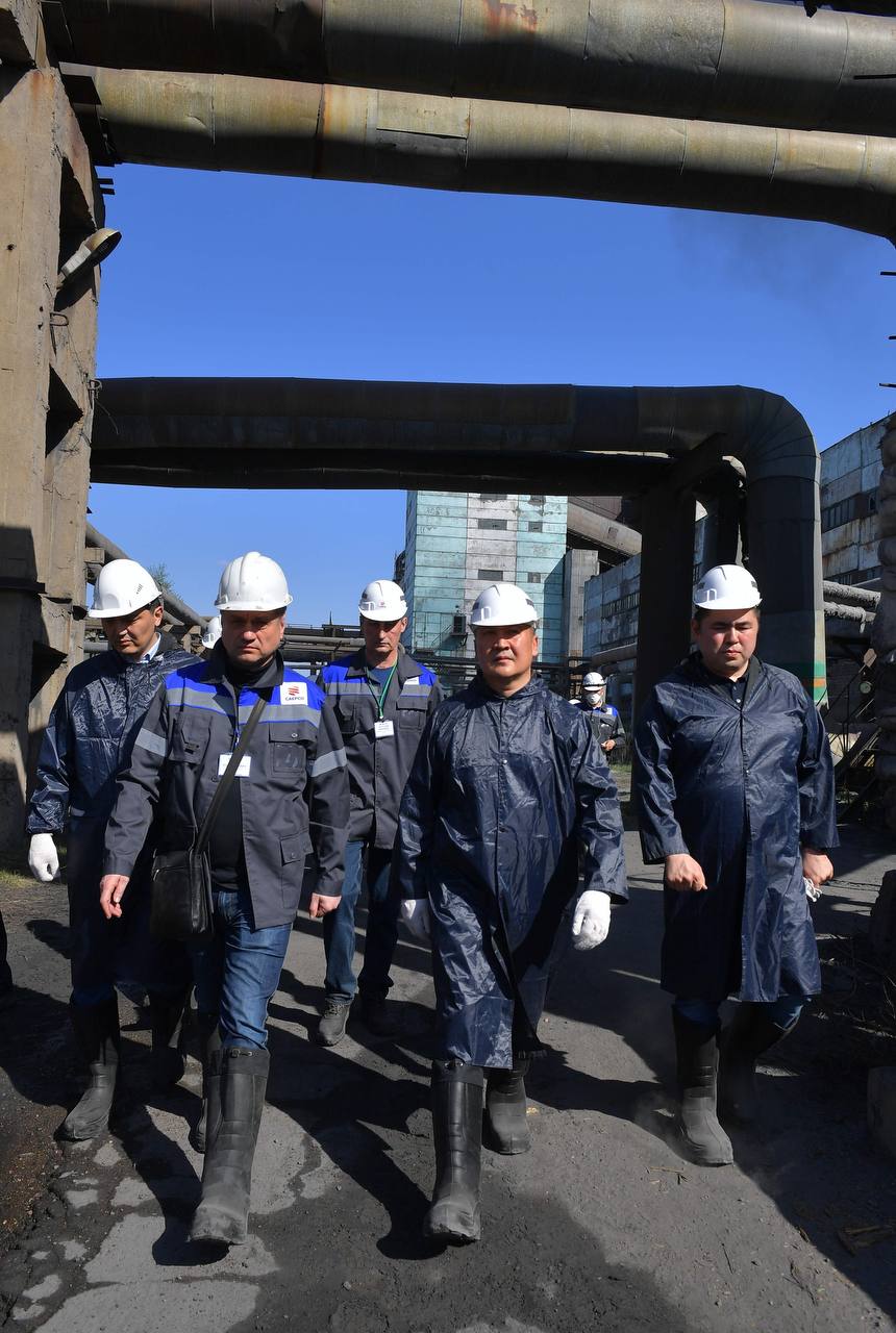 Өңір басшысы Асайын Байханов Екібастұз қаласындағы жылу желілері мен ЖЭО жөндеу науқанының барысын тексерді