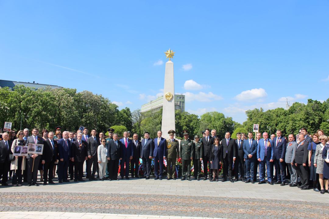 Казахстанские дипломаты приняли участие в мероприятиях, посвященных Дню Победы