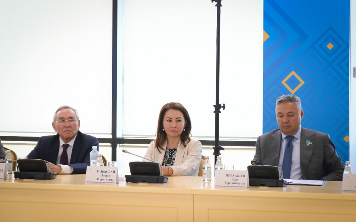 Вопросы общественной консолидации обсудили на Национальном курултае