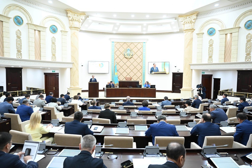 Правительственный час: глава МСХ рассказал о переработке растениеводческой продукции