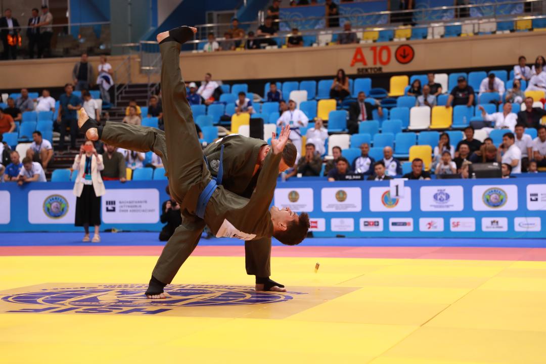 Спорттық есекпен