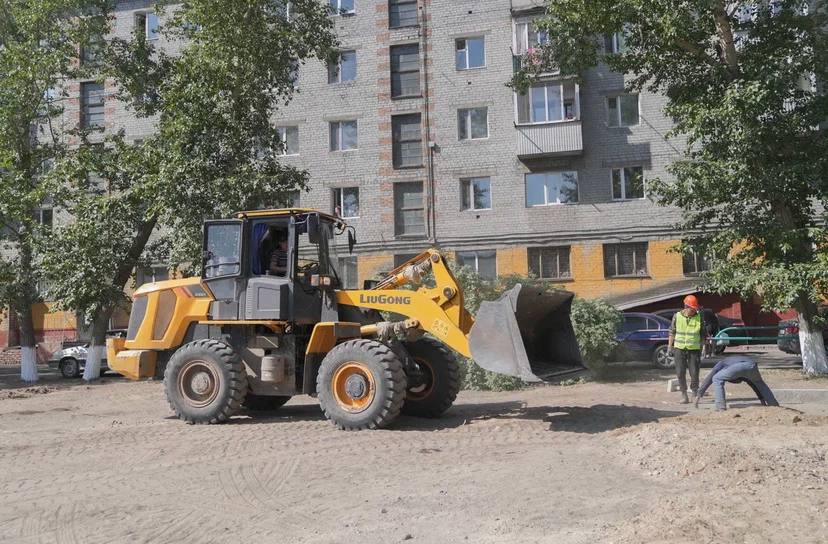 В Семее ведутся работы по благоустройству