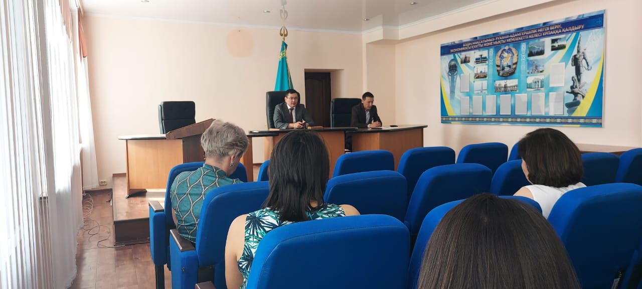 01 июня 2023г.  уполномоченным по Этике ДЮ СКО Мағзұмовым А.Б. совместно с главным специалистом Департамента Агентства РК по делам государственной службы по СКО Уразмбетовым А.К. проведен семинар.
