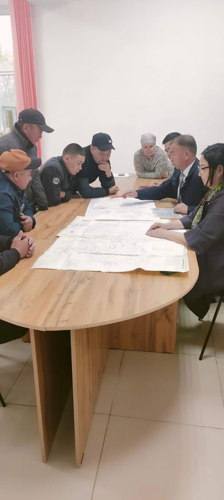 Ақбұлақ ауылдық округіне қарасты шаруа құрылымдарының жетекшілерімен кездесу