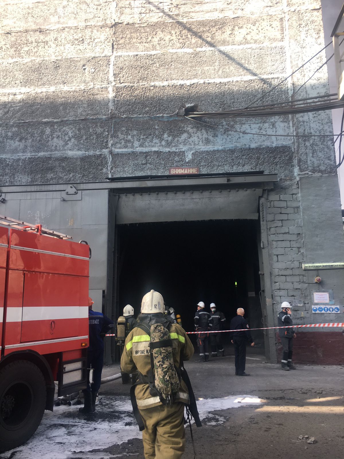 Огнеборцы  ДЧС Павлодарской области ликвидировали крупный пожар на заводе