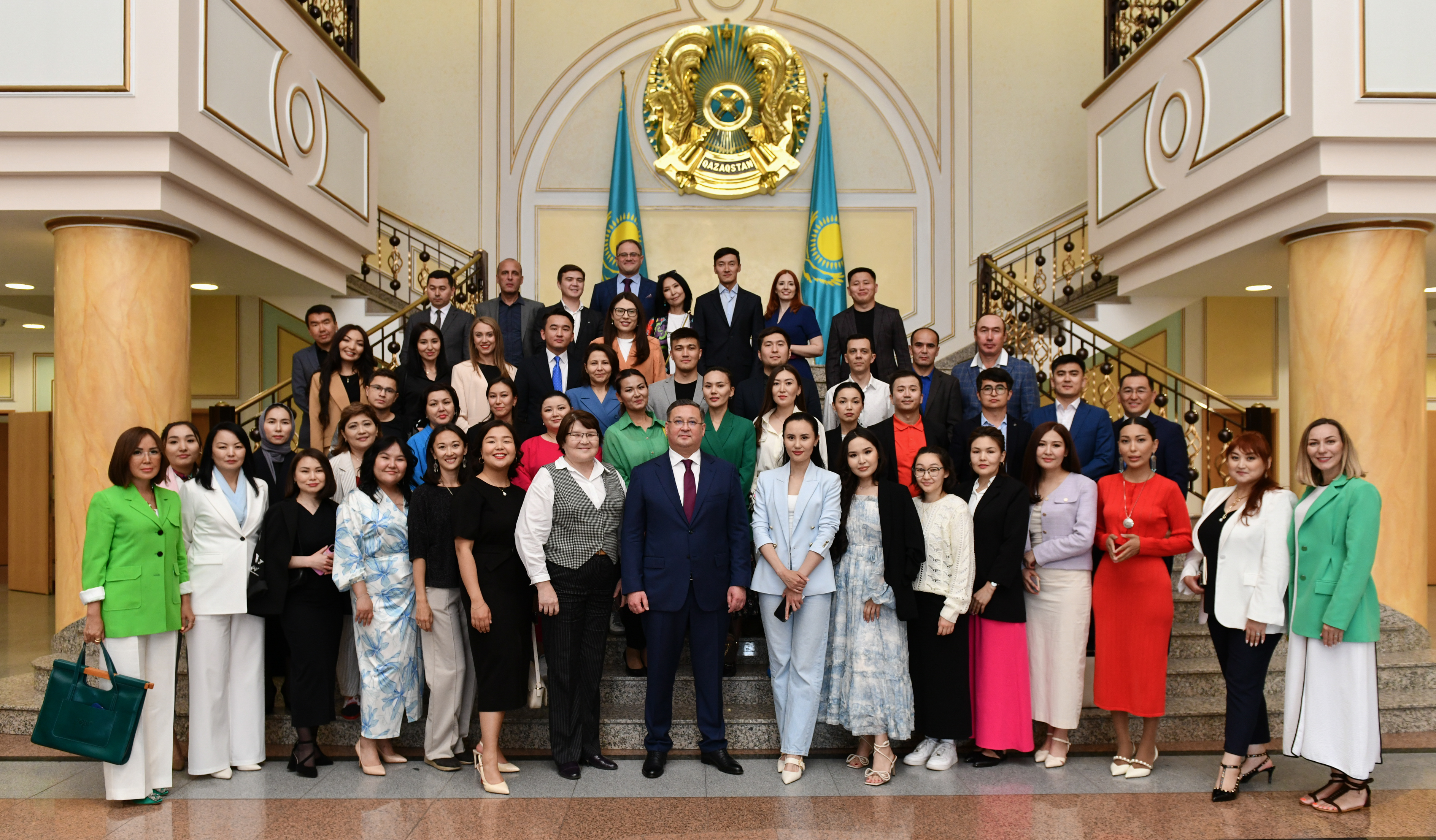 В МИД Казахстана поздравили журналистов с Днём работников СМИ