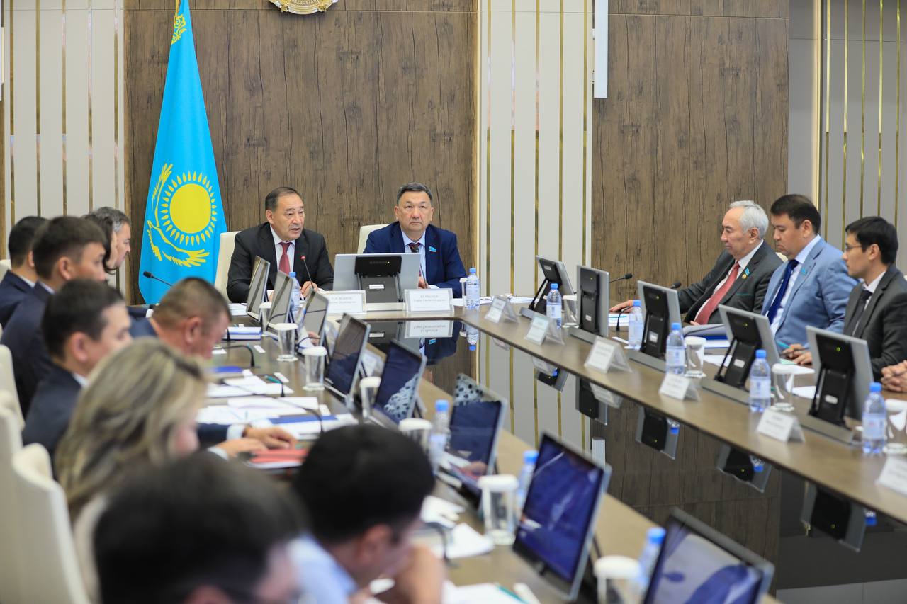 Мажилисмены призвали регионы перенять опыт Актюбинской области по реализации проекта «Ауыл аманаты»