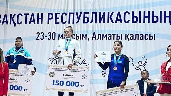 Тяжёлоатлетка из Карагандинской области установила рекорд страны на Спартакиаде Казахстана