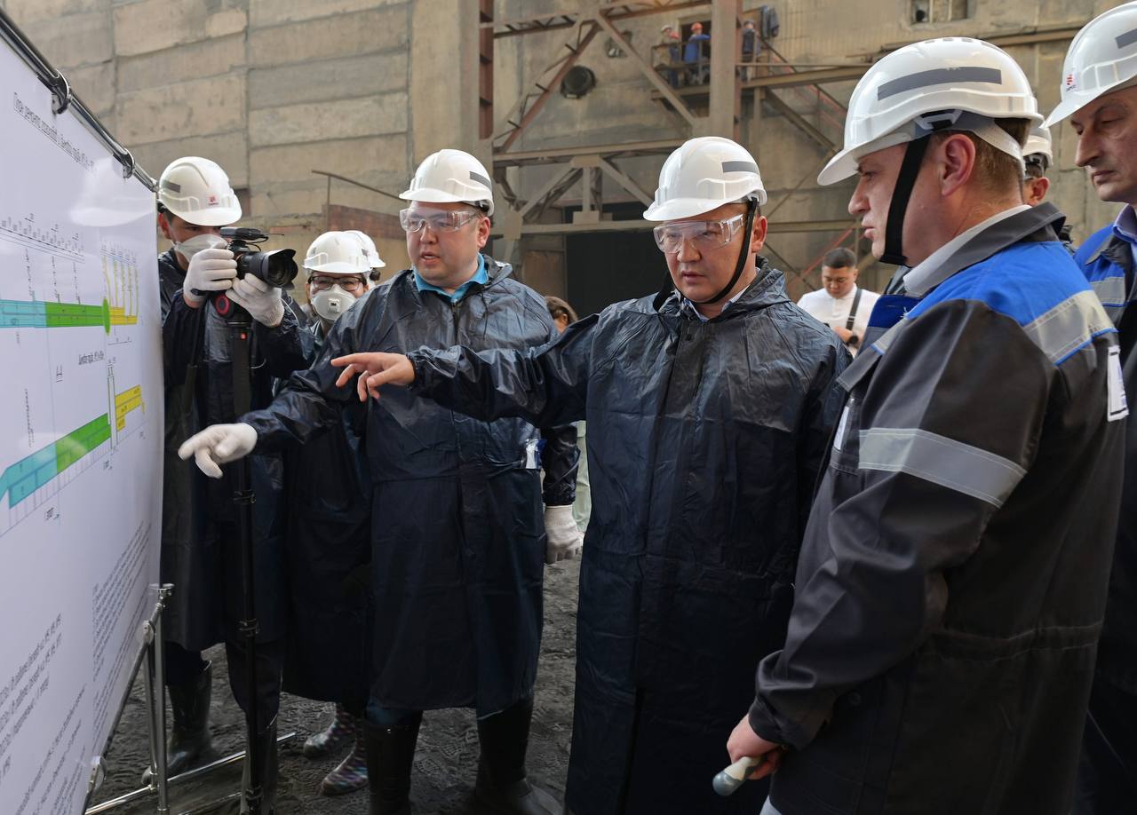 Облыс әкімі Асайын Байханов Екібастұздағы ЖЭО-ың жылу желілері мен жабдықтарын жөндеу жұмыстарының барысын тексерді