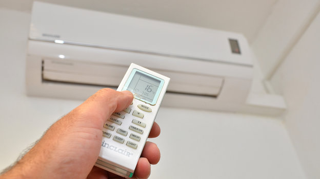 Мен жыныс мүшесін көрдім және ұялдым.