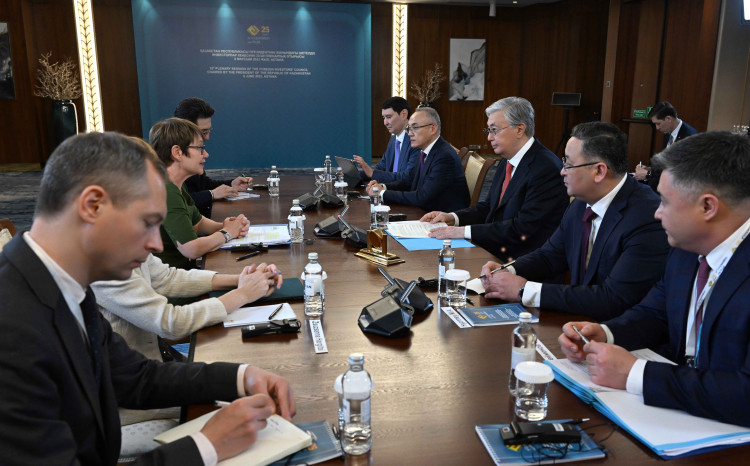 Мемлекет басшысы Еуропалық қайта құру және даму банкінің президенті Одиль Рено-Бассомен кездесті