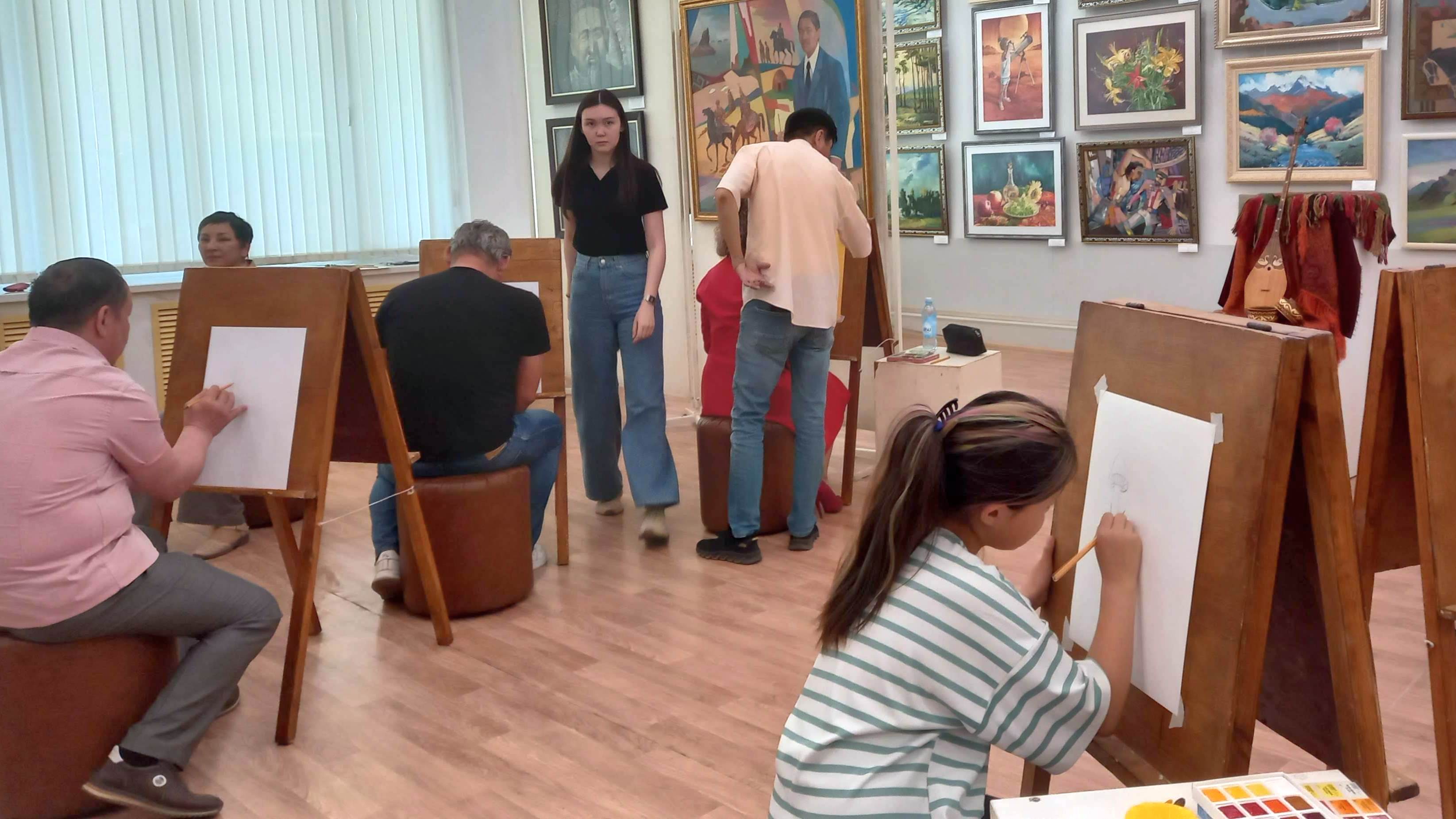 Арт-импровизация: Креативно отметили День домбры в карагандинском музее