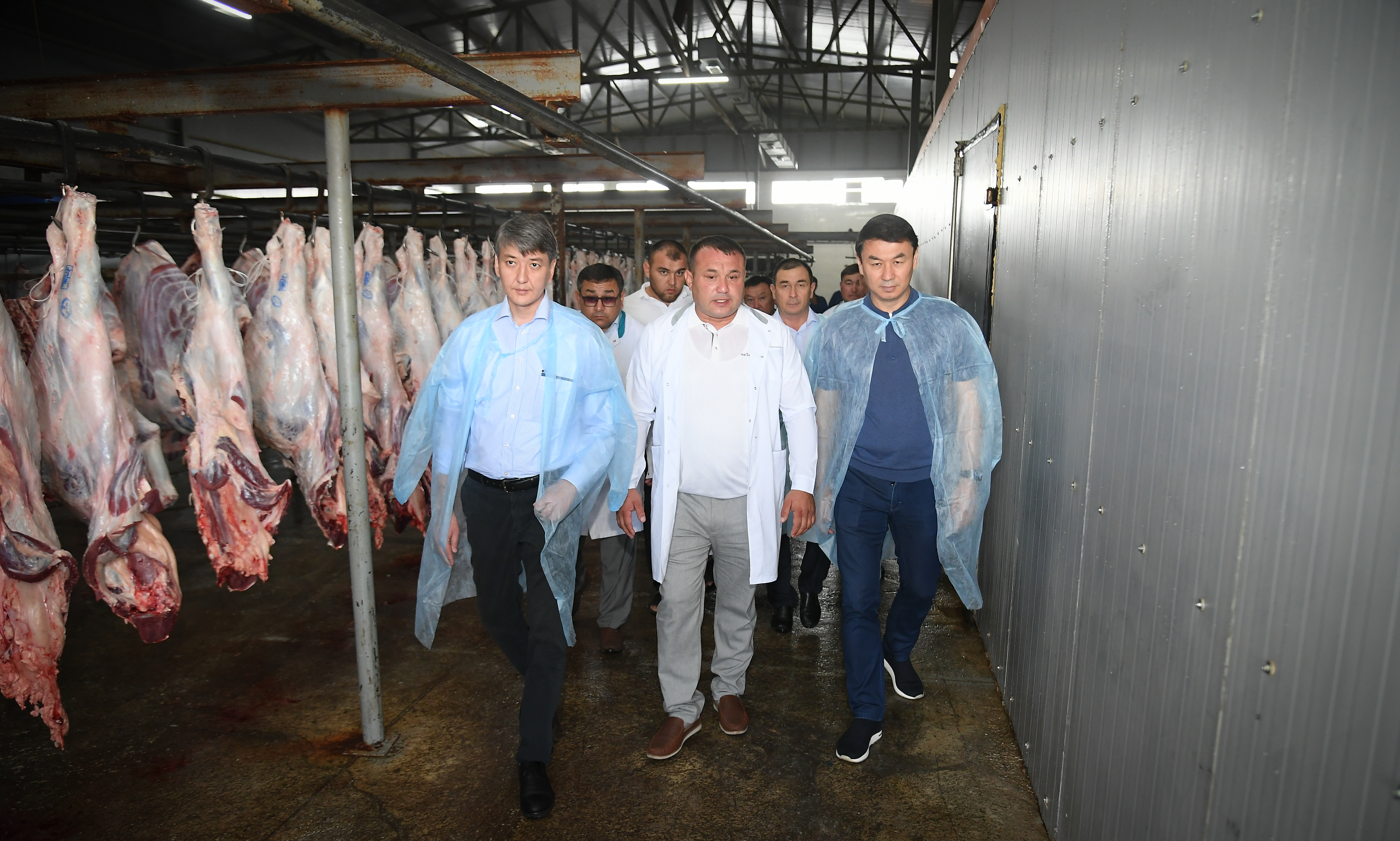 ТҮРКІСТАН: САЙРАМ АУДАНЫНДА МАЛ ҚАЛДЫҚТАРЫН ТЕРЕҢ ӨҢДЕЙТІН ЗАУЫТТАР САЛЫНАДЫ