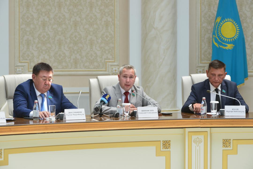 Встреча с депутатами